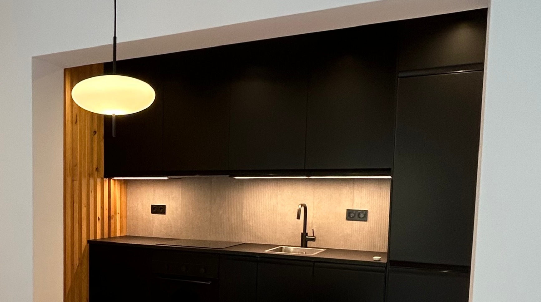 Sala de jantar e cozinha